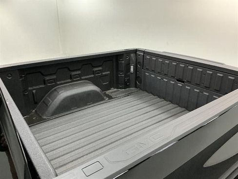 New 2026 GMC Sierra 1500 Denali w/ Technology Package AWD/4WD image 31