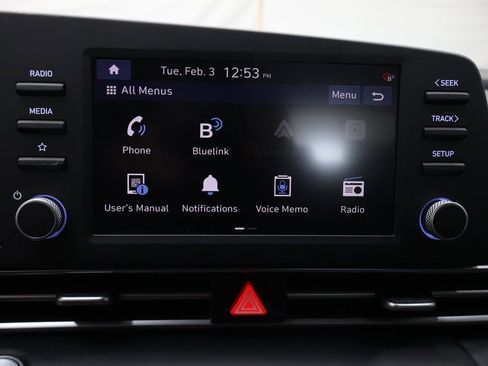 Used 2023 Hyundai Elantra SEL image 21