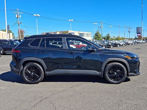 Used 2024 Toyota Corolla Cross AWD Hybrid image 8