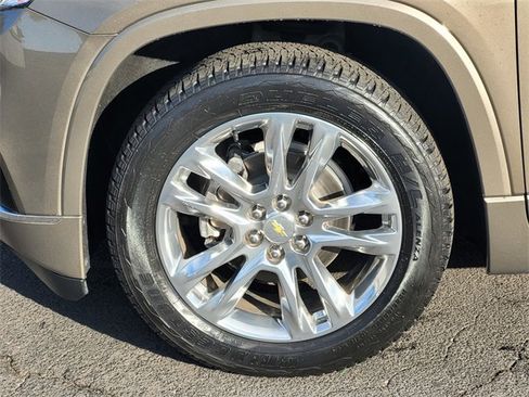 Used 2020 Chevrolet Traverse High Country image 11