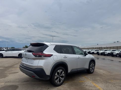 Used 2023 Nissan Rogue SV FWD image 20
