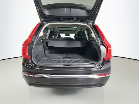 Certified 2023 Volvo XC90 B5 Plus w/ Protection Package Premier image 28