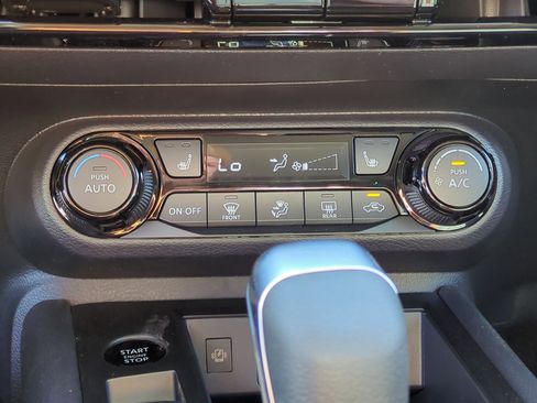 New 2026 Nissan Kicks SV image 12