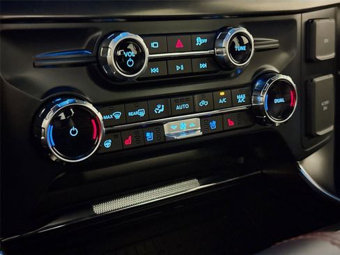 Used 2025 Ford F150 Raptor AWD/4WD image 13