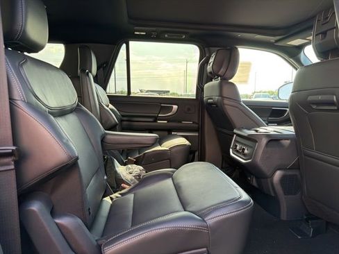 New 2026 Ford Expedition Max Platinum AWD/4WD image 24