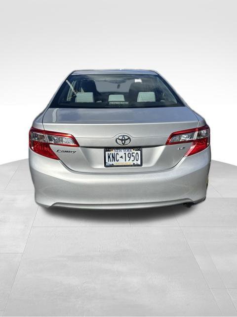 Used 2012 Toyota Camry LE FWD image 9