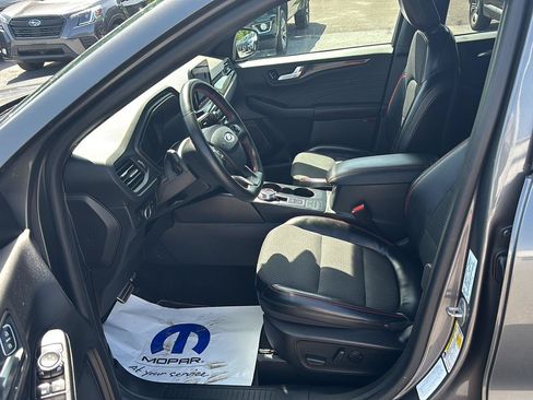 Used 2023 Ford Escape ST-Line AWD/4WD image 13