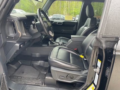 Used 2025 Ford Bronco Badlands w/ Matte Film Protection Package AWD/4WD image 39