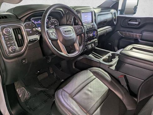 Used 2021 GMC Sierra 2500 Denali w/ Denali Ultimate Package AWD/4WD image 10