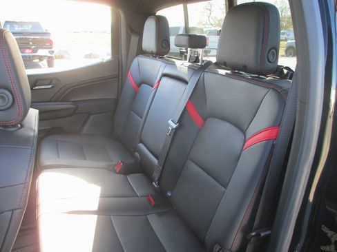 Certified 2023 Chevrolet Colorado Z71 w/ Z71 Convenience Package 2 image 18