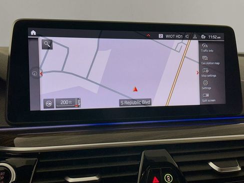 Used 2021 BMW 530i xDrive w/ Convenience Package image 17