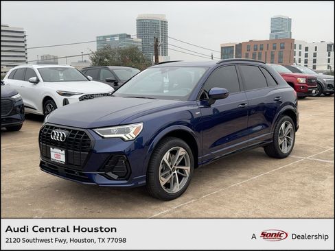 New 2025 Audi Q3 2.0T Premium image 1