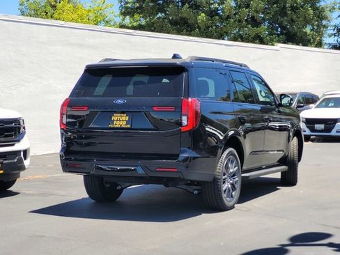 New 2026 Ford Expedition Platinum AWD/4WD image 4