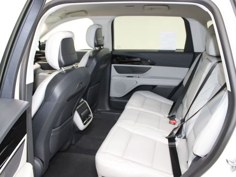 New 2026 Lincoln Nautilus Premier image 25