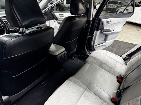 Used 2016 Toyota Camry XSE FWD image 40