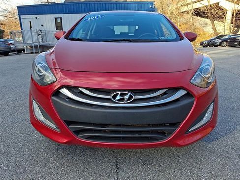 Used 2013 Hyundai Elantra GT w/ Touch & Go Pkg image 3
