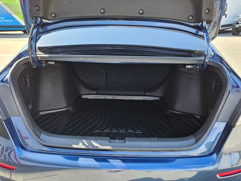 Used 2024 Honda Accord EX image 28