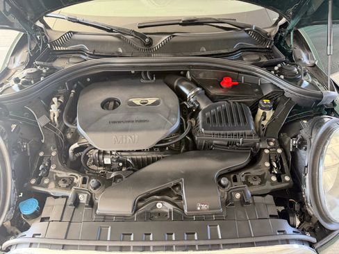 Used 2017 MINI Cooper Clubman ALL4 AWD/4WD image 16