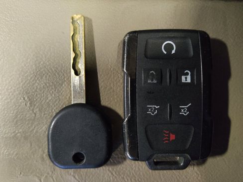 Used 2020 GMC Yukon SLT w/ Value Plus Edition image 32