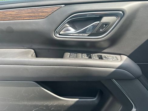 Used 2023 Chevrolet Tahoe High Country AWD/4WD image 11