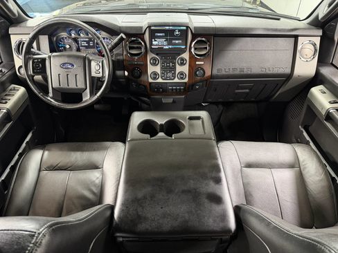Used 2015 Ford F250 Lariat AWD/4WD image 22