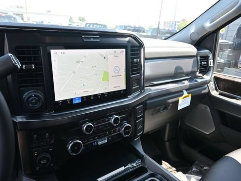 New 2026 Ford F250 Lariat w/ Black Appearance Package AWD/4WD image 26