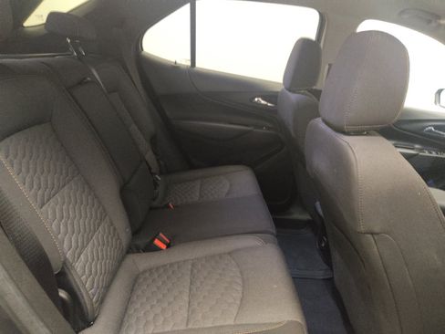 Used 2020 Chevrolet Equinox LT FWD image 19