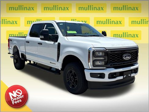New 2026 Ford F250 4x4 Crew Cab Super Duty image 1