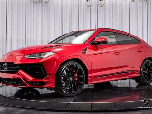 Used 2024 Lamborghini Urus S image 9