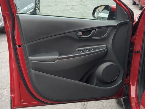 Used 2022 Hyundai Kona SEL w/ Cargo Package image 14