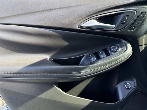 Used 2022 Buick Encore GX Essence w/ Advanced Technology Package image 20