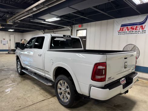 Used 2024 RAM 3500 Limited image 6