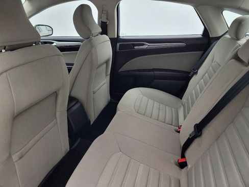 Used 2018 Ford Fusion S image 18