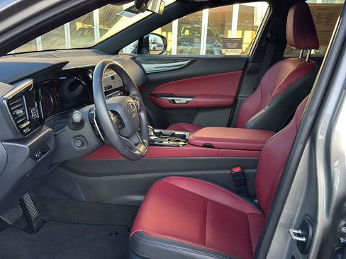 Certified 2025 Lexus NX 350 AWD w/ Premium Package image 8