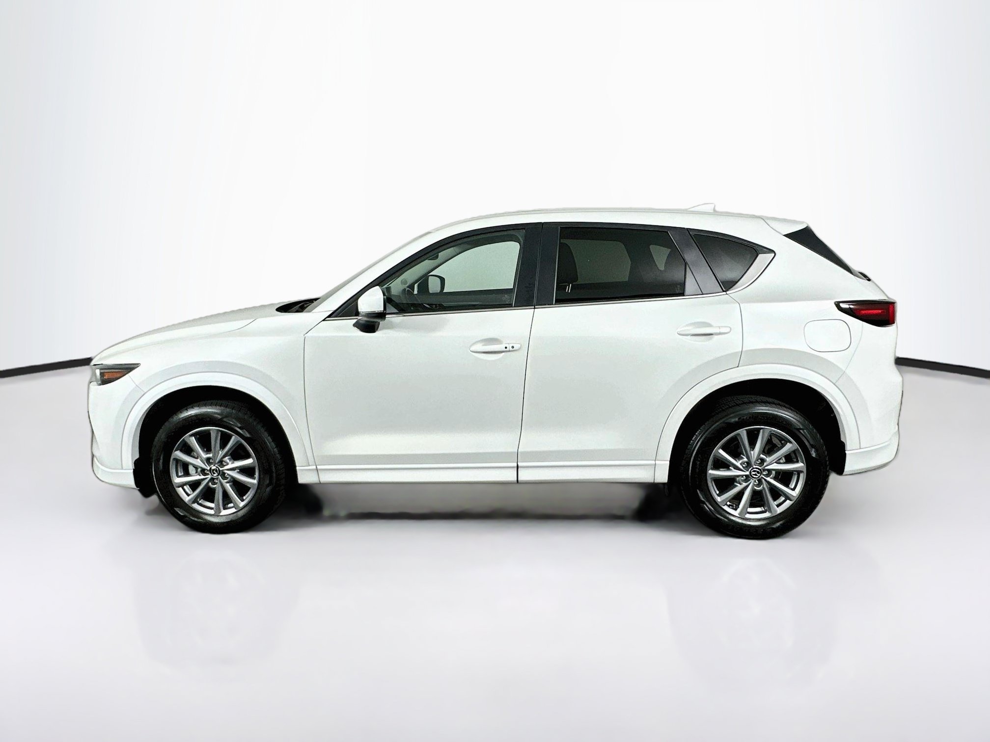 Used 2025 MAZDA CX-5 AWD 2.5 S w/ Preferred Package image 4