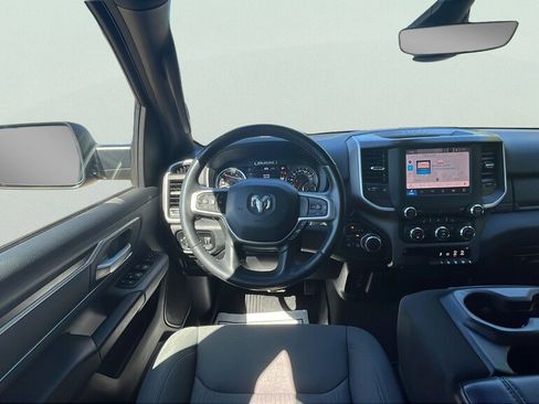 Used 2022 RAM 1500 Big Horn AWD/4WD image 11