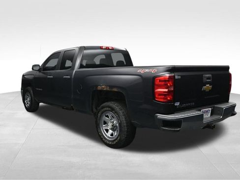 Used 2014 Chevrolet Silverado 1500 W/T w/ Trailering Package AWD/4WD image 3