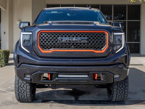 Used 2023 GMC Sierra 1500 AT4 w/ AT4 Premium Package image 2