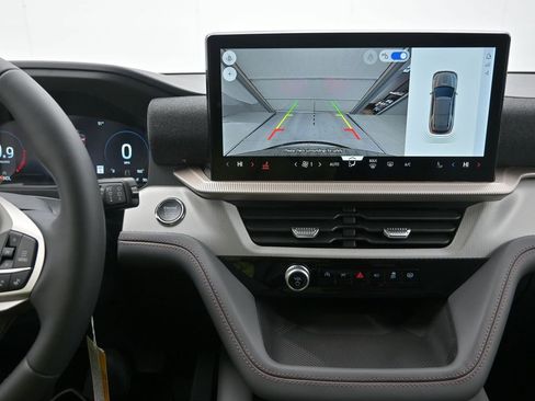 New 2026 Ford Explorer Active AWD/4WD image 20