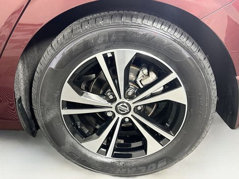 Used 2022 Nissan Sentra SV w/ All-Weather Package image 11