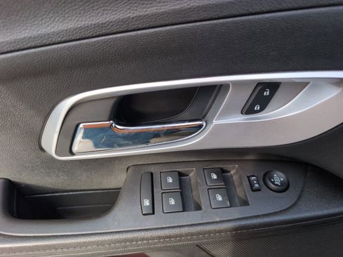 Used 2017 Chevrolet Equinox LT w/ Convenience Package image 15