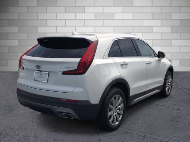 Certified 2022 Cadillac XT4 Premium Luxury w/ Safety Alert Package FWD image 6