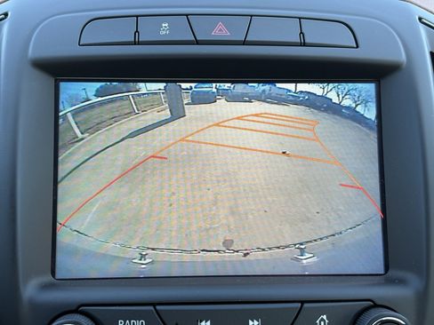 Used 2017 Buick Regal Sport Touring image 10