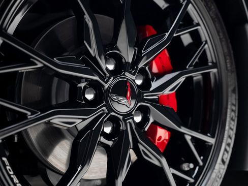 Used 2025 Chevrolet Corvette Stingray Convertible w/ 1LT image 23