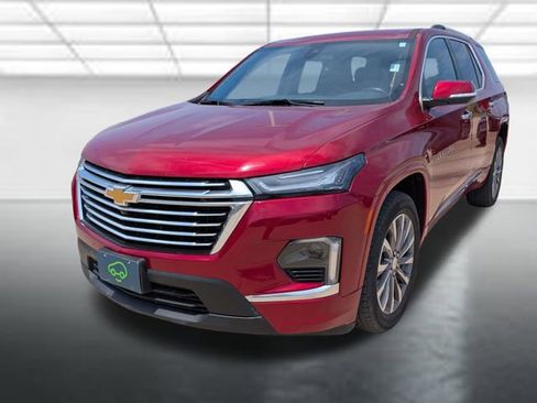 Certified 2023 Chevrolet Traverse Premier w/ LPO, Floor Liner Package FWD image 21