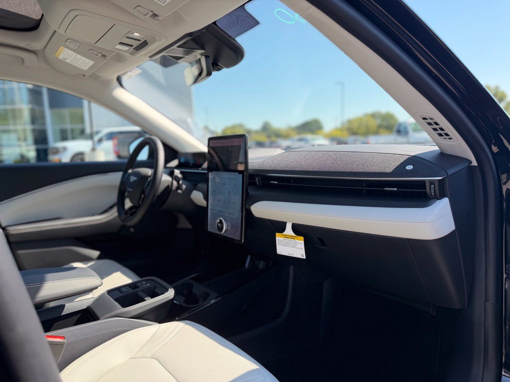 New 2026 Ford Mustang Mach-E Premium AWD/4WD image 9