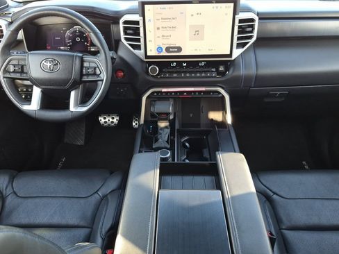 Used 2025 Toyota Tundra Platinum AWD/4WD image 13