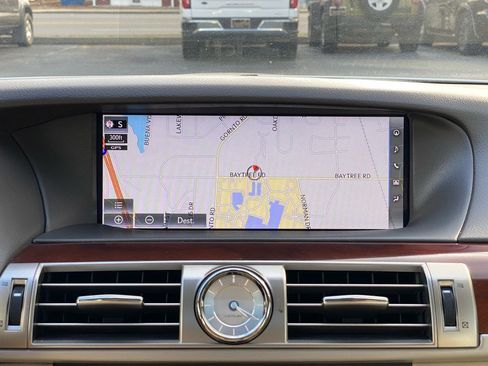 Used 2017 Lexus LS 460 image 22