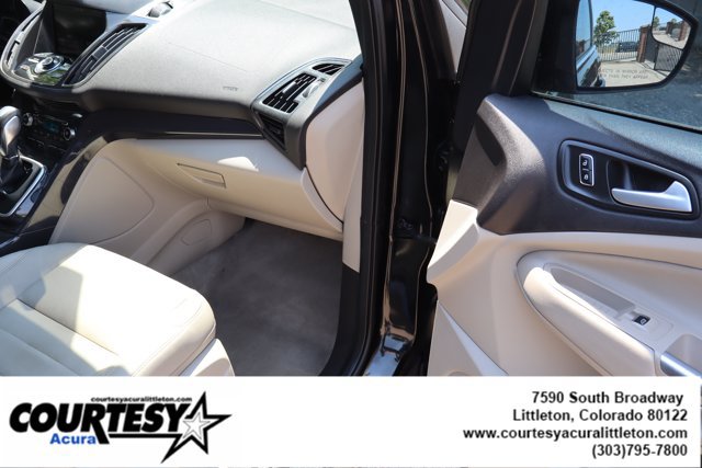 Used 2014 Ford Escape Titanium AWD/4WD image 32