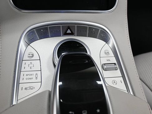 Used 2015 Mercedes-Benz S 550 Sedan image 29